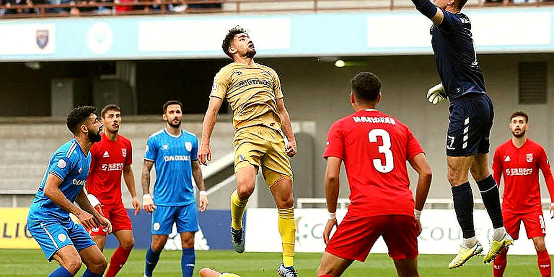 করিন্থিয়ান্সের খাতা: ২১ আগস্টের পর এক ড্র, সাত হার — দিনিজ বিদায়ের হিসাব